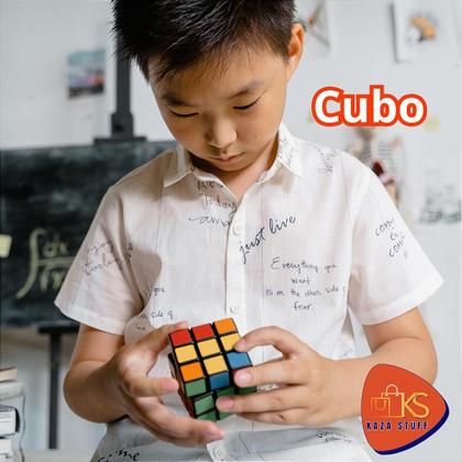 Imagem de Kit Brinquedos 3x1 - Pião, Cubo e jogo de botões