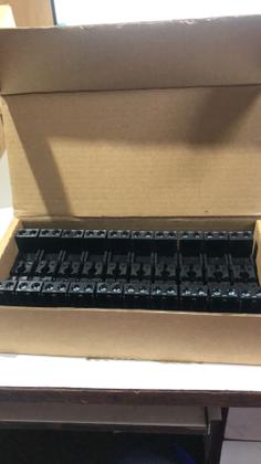 Imagem de KIT C/10 Unid Base Rele RT Standard PLUG-IN Terminal Parafusado 15MM LZS:RT78725