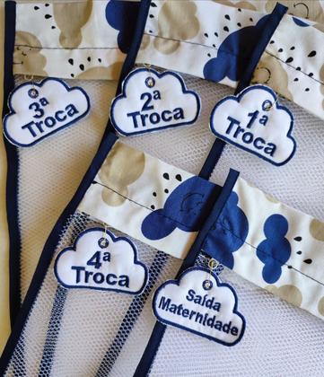Imagem de Kit c/ 5 Saquinhos Maternidade em Tule com zíper e viés Diversas Estampas + Tags Bordados - Coleção Nuvem