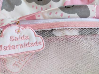 Imagem de Kit c/ 5 Saquinhos Maternidade em Tule com zíper e viés Diversas Estampas + Tags Bordados - Coleção Nuvem