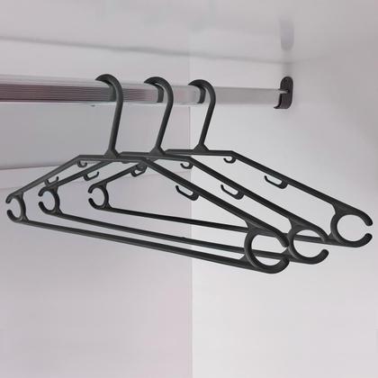 Imagem de Kit Cabides Preto Plástico Reforçados E Antideslizantes Para Adultos Com Fragrância De Talco Ideal para Calças E Roupa