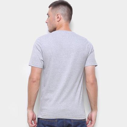 Imagem de Kit Camiseta Básica c/ 5 Peças Masculina - Básicos