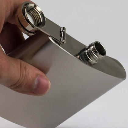 Imagem de Kit Cantil De Bolso Inox Copos Funil Portátil Premium 6 pçs