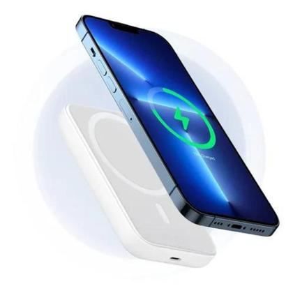 Imagem de Kit Capa Capinha + Carregador Powerbank Indução Compatível com iPhone 15, 15 Pro, 15 Pro Max