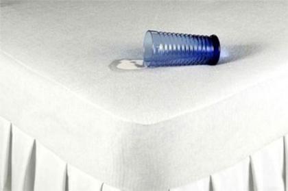 Imagem de Kit Capa Para Colchão Queen Impermeável Com Duas Fronha