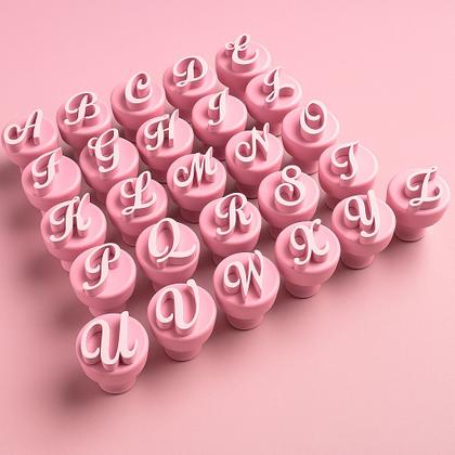 Imagem de Kit Carimbos para Brigadeiro Docinho Letras Cursivas Alfabeto com 26 Peças Confeitaria Doces Pasta Americana