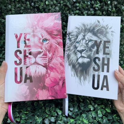 Imagem de Kit Casal 2 Bíblias Yeshua Rosa e Yeshua Lateral Preta Edifica LETRA MÉDIA Com Harpa e Índice ARC