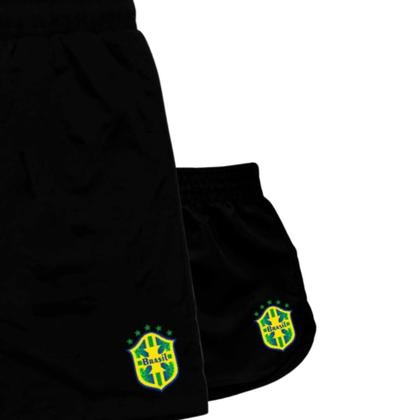 Imagem de Kit Casal Short Seleção Praia Combinando Boné Aba Curva Estampa Brasil