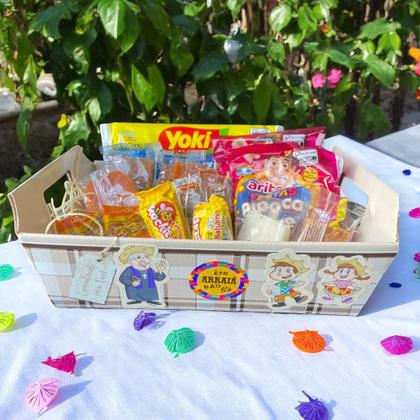 Imagem de Kit Cesta com 17 Doces Festa Junina Arraiá p/ 1 pessoa