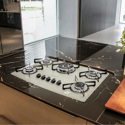 Imagem de Kit Coifa ilha + Forno Embutir 45L + Cooktop 5B Tripla Chama Safanelli