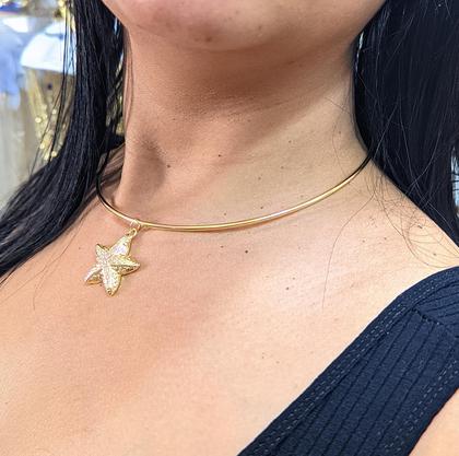 Imagem de Kit Colar e Brincos Choker Elo Aro Fio Rígido Liso com Pingente Estrela do Mar Folheado Ouro Dourado Luxo Moda