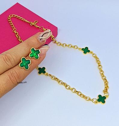 Imagem de Kit Colar e Brincos com Pingente Flor trevo Verde Esmeralda Corrente Elo Português Folheado Ouro Conjunto Par de Brinco