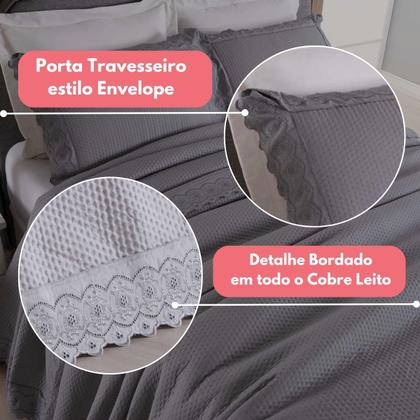 Imagem de Kit Colcha Cobre Leito cama Casal 3 peças percal 300 Fios com Bordado ingles cinza rosa caqui