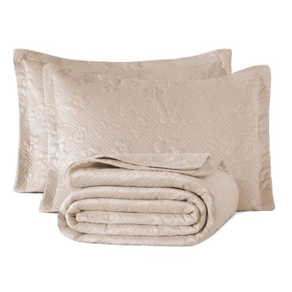 Imagem de Kit Colcha Cobre Leito King Size Dupla Face 3 Peças 200 Fios Relevo Flores Toque Aveludado Luxo