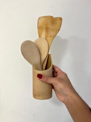 Imagem de Kit Colher De Pau Utensílios Em Bambu(4 talheres +suporte)