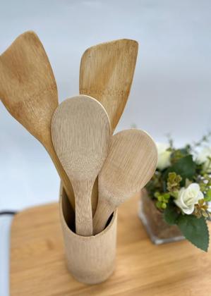 Imagem de Kit Colher De Pau Utensílios Em Bambu(4 talheres +suporte)