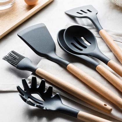 Imagem de Kit Colheres Silicones 12 Peças Copo Colher Espátula Concha Suporte Cozinha Cabo Madeira