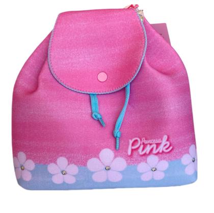 Imagem de Kit com 01 Bolsa e 01 Mochila Infantil Estampa Flores com Strass - Estilo e Diversão!