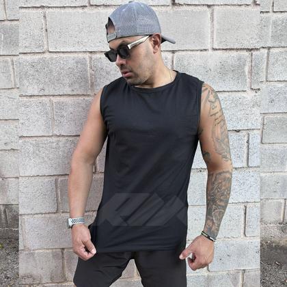 Imagem de Kit com 2 Camisetas Regata Masculina Lisa