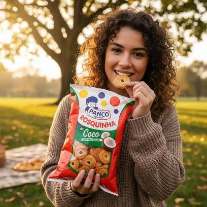 Imagem de Kit com 2 Pacotes de Rosquinhas Panco Sabor Coco 500g  Sabor e Qualidade para Deixar Seu Lanche Mais Gostoso