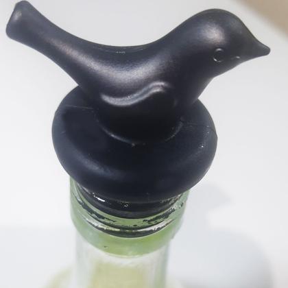 Imagem de Kit com 2 Tampa Rolha De Silicone Formato Pássaro para Garrafas Vinho Espumante