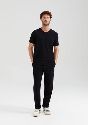 Imagem de Kit Com 3 Camisetas Masculinas Básicas Slim Gola V