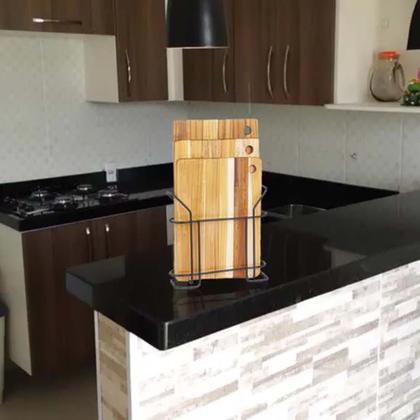 Imagem de Kit com 3 Tábuas de Corte Madeira TecaI e Suporte - Stolf