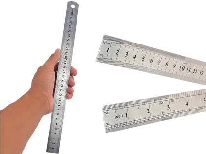 Imagem de Kit Com 4 Réguas Metal Leve De Aço Inoxidável Tamanho 30 cm Marcação Baixo Relevo Escolar Escritório Engenheiro