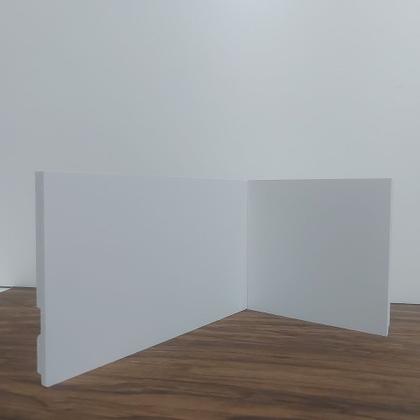 Imagem de Kit com 5 Barras de Rodapé de Poliestireno Liso - Branco - 15cm de altura  (15x1x240cm)