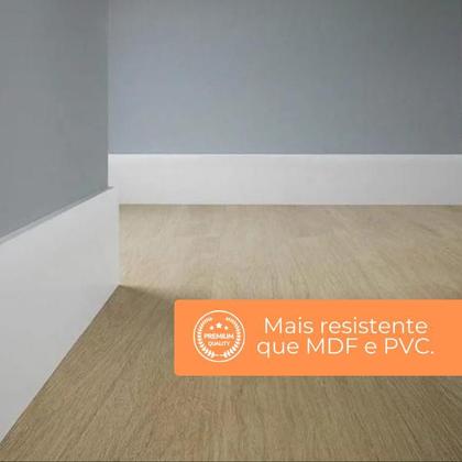 Imagem de Kit com 5 Barras de Rodapé de Poliestireno Liso - Branco - 15cm de altura  (15x1x240cm)