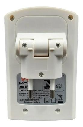 Imagem de Kit Com 8 Pilhas AAA Palito Recarregaveis + Carregador Bivolt Automático AA AAA 9V