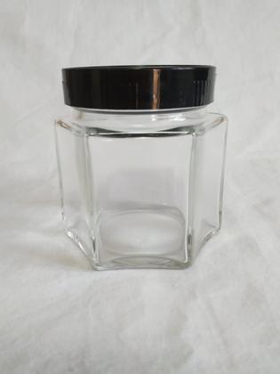 Imagem de Kit Com 8 Potes de Vidro Sextavado 150ml Tampa Colorida Armazenar Condimento