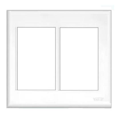 Imagem de Kit Com Placa 4x4 Com Suporte + 6 Tomadas 10a/250v - Fame