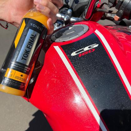 Imagem de Kit Completo Vonixx Limpeza e Proteção Automotiva  Shampoo Neutro V Floc, Cera Tok Final, Revitalizador de Plásticos, Limpador Sintra Fast