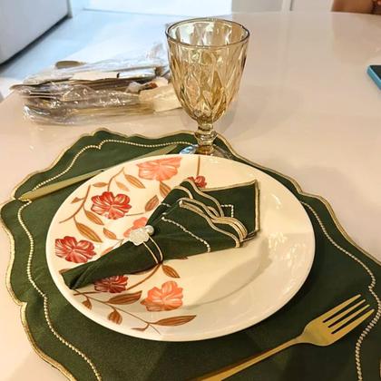 Imagem de Kit Conjunto 6 Taças Copo Vidro 325ml Diamond Gold Dourado Dia das Mães Aniversário Casamento Natal Fim de Ano Festa Evento Mesa Posta Café da Manhã