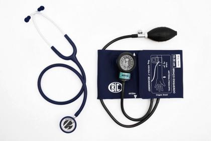 Imagem de Kit Conjunto Aparelho De Medir Pressão Arterial + Estetoscópio Duplo - Bic
