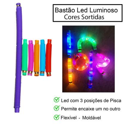 Imagem de Kit Copo Taça Caveira + 4 Mini Shot + 2 Mãos Esqueleto + 3 Bastões Led Festa Halloween Bar Decoração: 10 Produtos