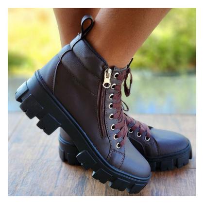 Imagem de Kit Coturno Feminino Caramelo + Bota Tratorada Marrom.