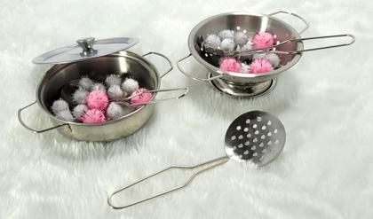 Imagem de Kit Cozinha Inox Escorredor Braskit Brinquedo Infantil com Panelinha e Acessorios