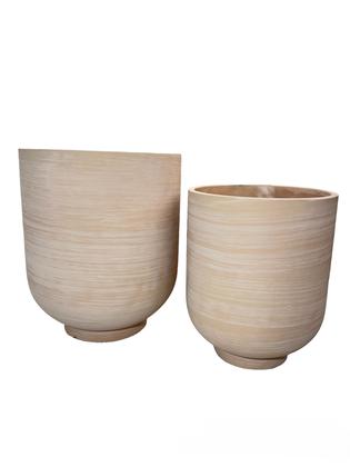 Imagem de kit de 2 cachepot em cimento bege riscado mart 26,cm5 e 22cm