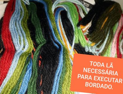 Imagem de Kit De Bordar Completo: Tela Pintada Talagarça + Lã + Agulha + Manual...