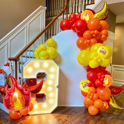 Imagem de Kit de decoração Saxuxu Fire Balloon Arch com tema de caminhão de bombeiros