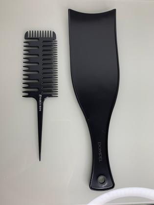 Imagem de Kit De Fazer Mechas: Pente Separador De Mechas e Plaquete
