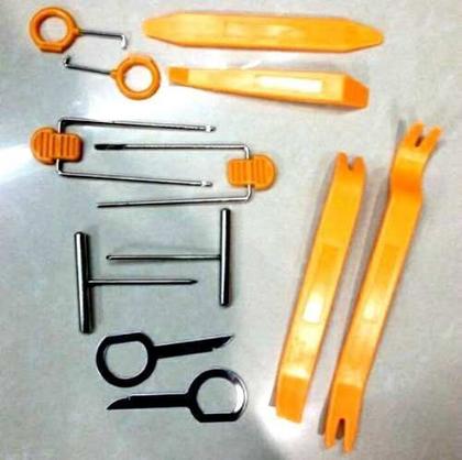 Imagem de Kit de Ferramentas para Extração de Molduras, Rádios e Grampos Laterais  12 Peças