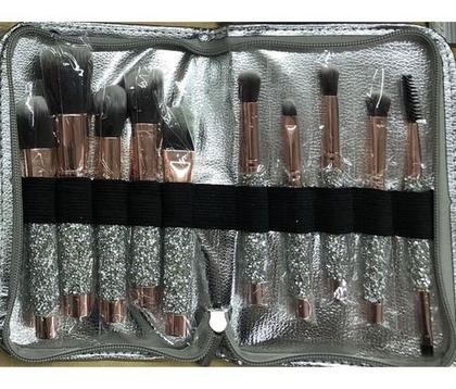 Imagem de Kit De Pincel Para Maquiagem Com 10 Pcs + C/estojo