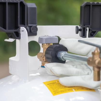 Imagem de Kit de recarga de propano Mr. Heater para barril de combustível 454g/473mL