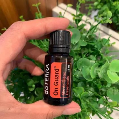 Kit Difusor Petal + 1 óleo essencial On guard 15ML Suporte afta fungo e parasita tosse Mais vendido - doTERRA Imagem de Kit Difusor Petal + 1 óleo essencial On guard 15ML Suporte afta fungo e parasita tosse Mais vendido