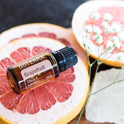 Kit Difusor Petal 2.0 + 1 óleo essencial Grapefruit 15ML Suporte antioxidante acelera o metabolismo. - doTERRA Imagem de Kit Difusor Petal 2.0 + 1 óleo essencial Grapefruit 15ML Suporte antioxidante acelera o metabolismo.