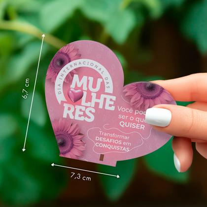 Imagem de Kit Especial com 20 Lembrancinhas de Coração para o Dia das Mulheres