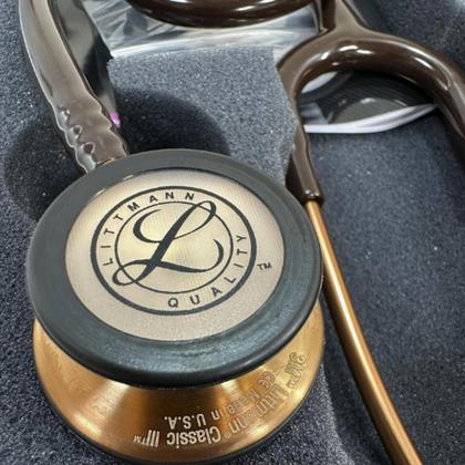 Imagem de Kit Estetoscópio Littmann + Esfigmo + Case - Cores Variadas